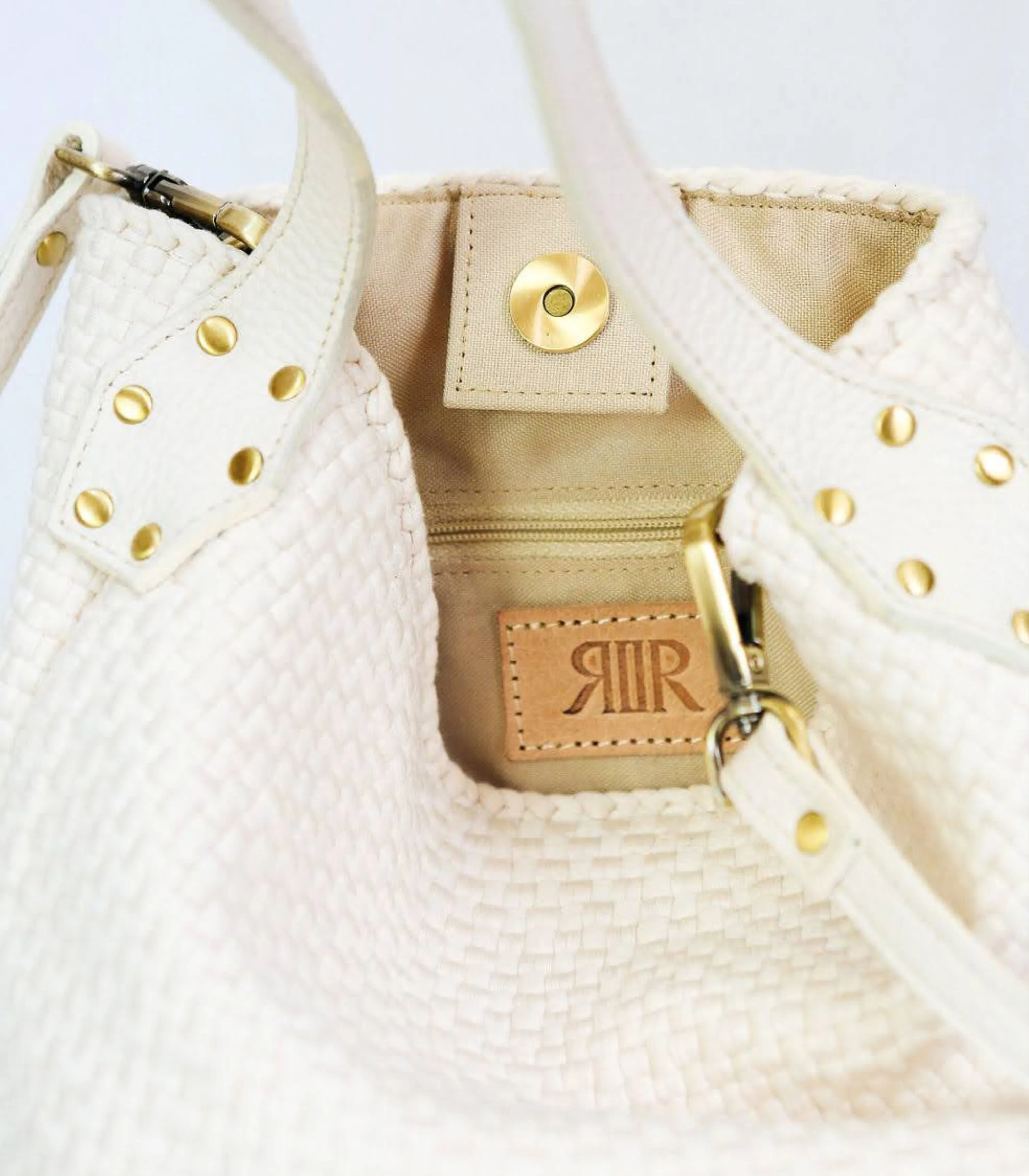 Buslo Micro Bag