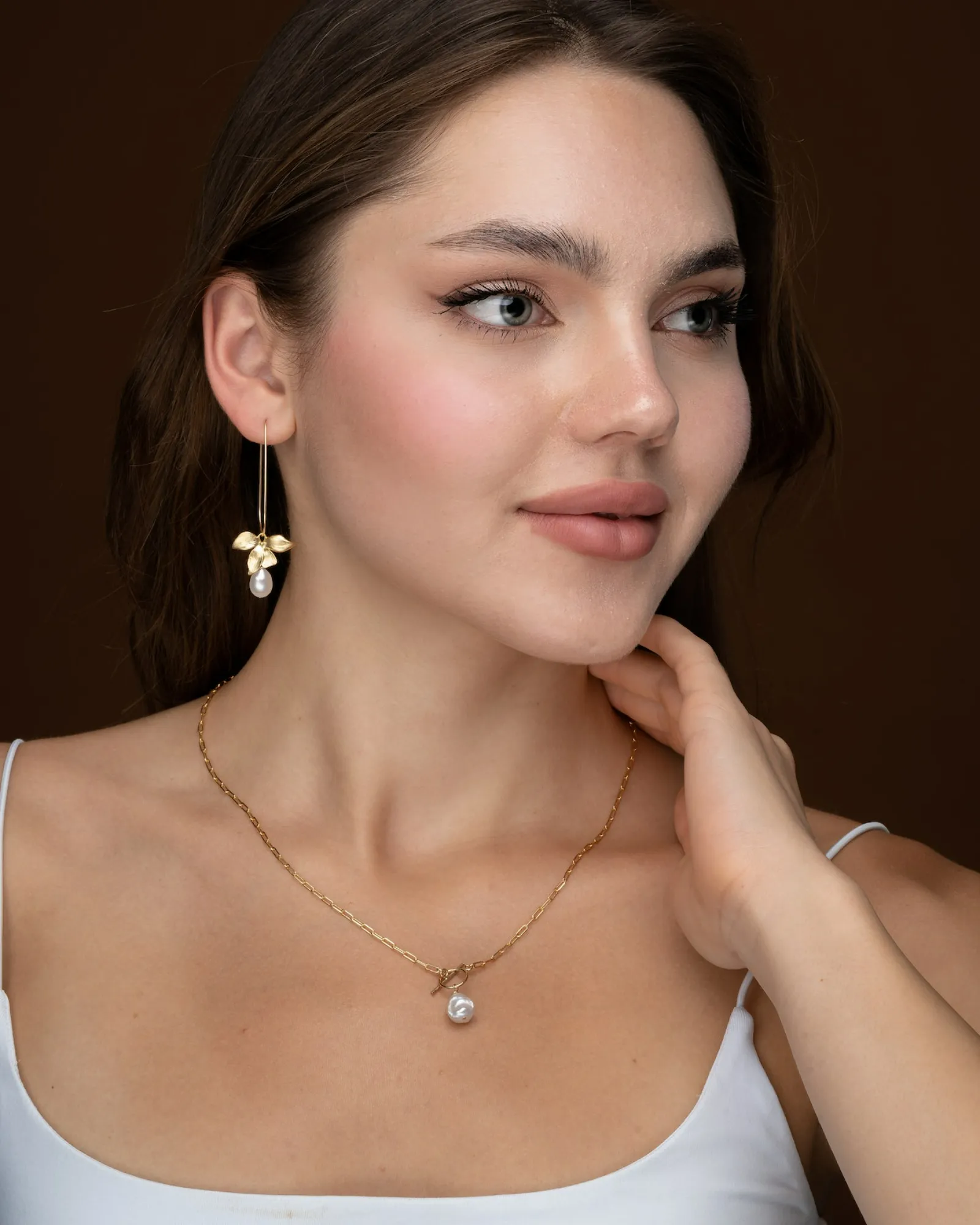 Floral pearl U hoop earrings