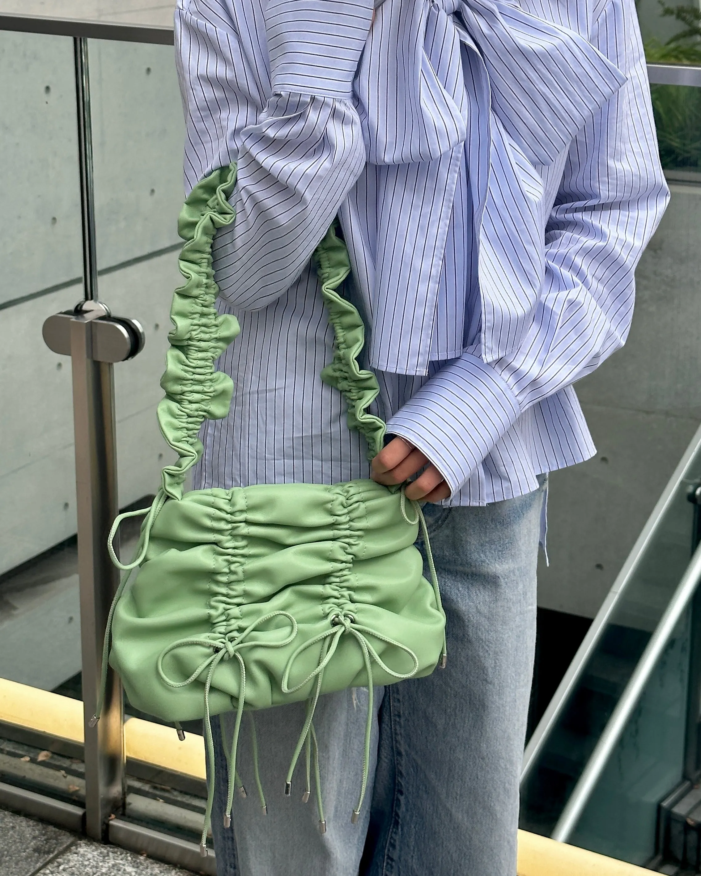 Gather ribbon bag (yellow / green)