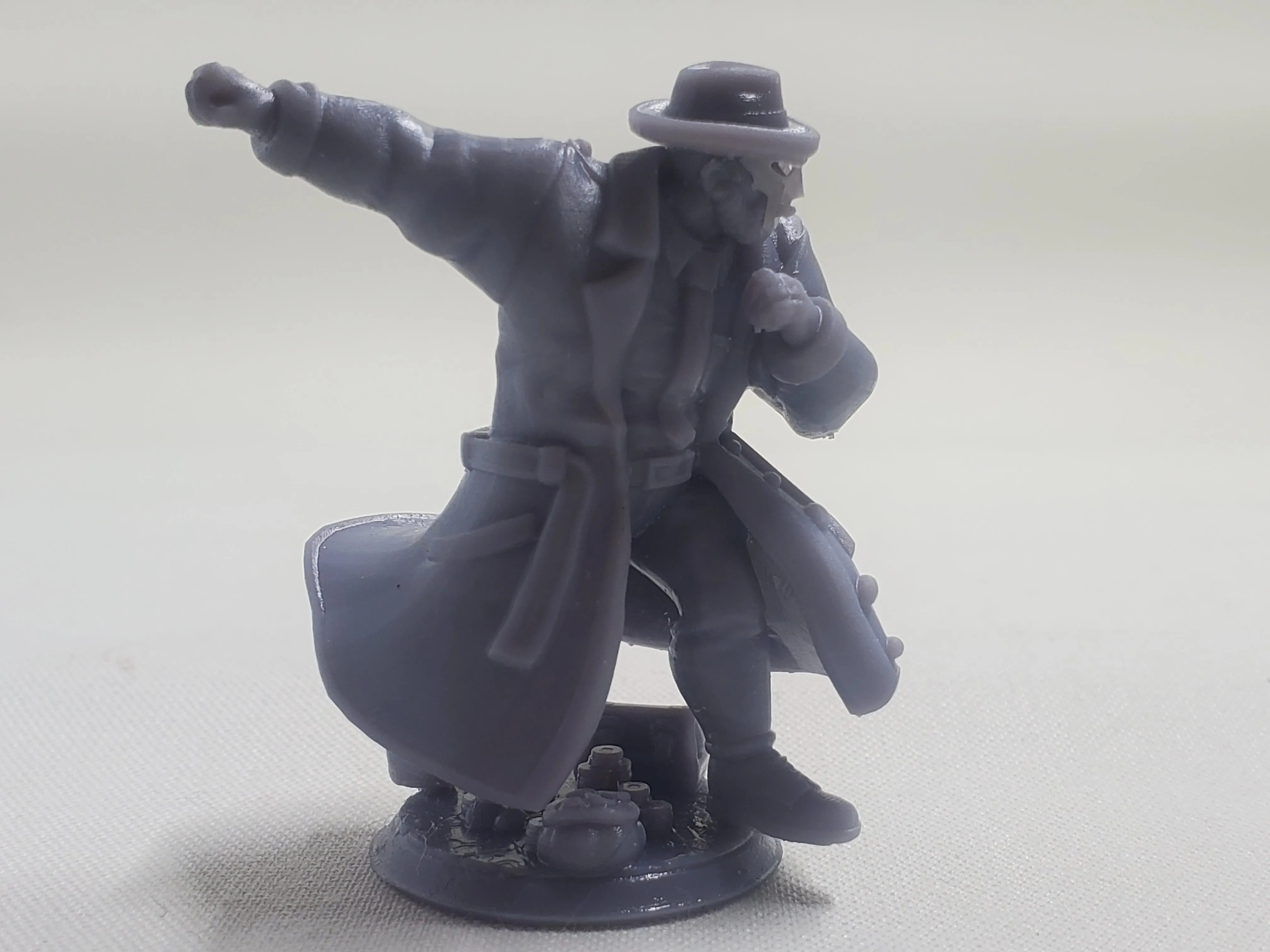 Metal Face Villain (Madvillain) Table Top Miniature (UNPAINTED)