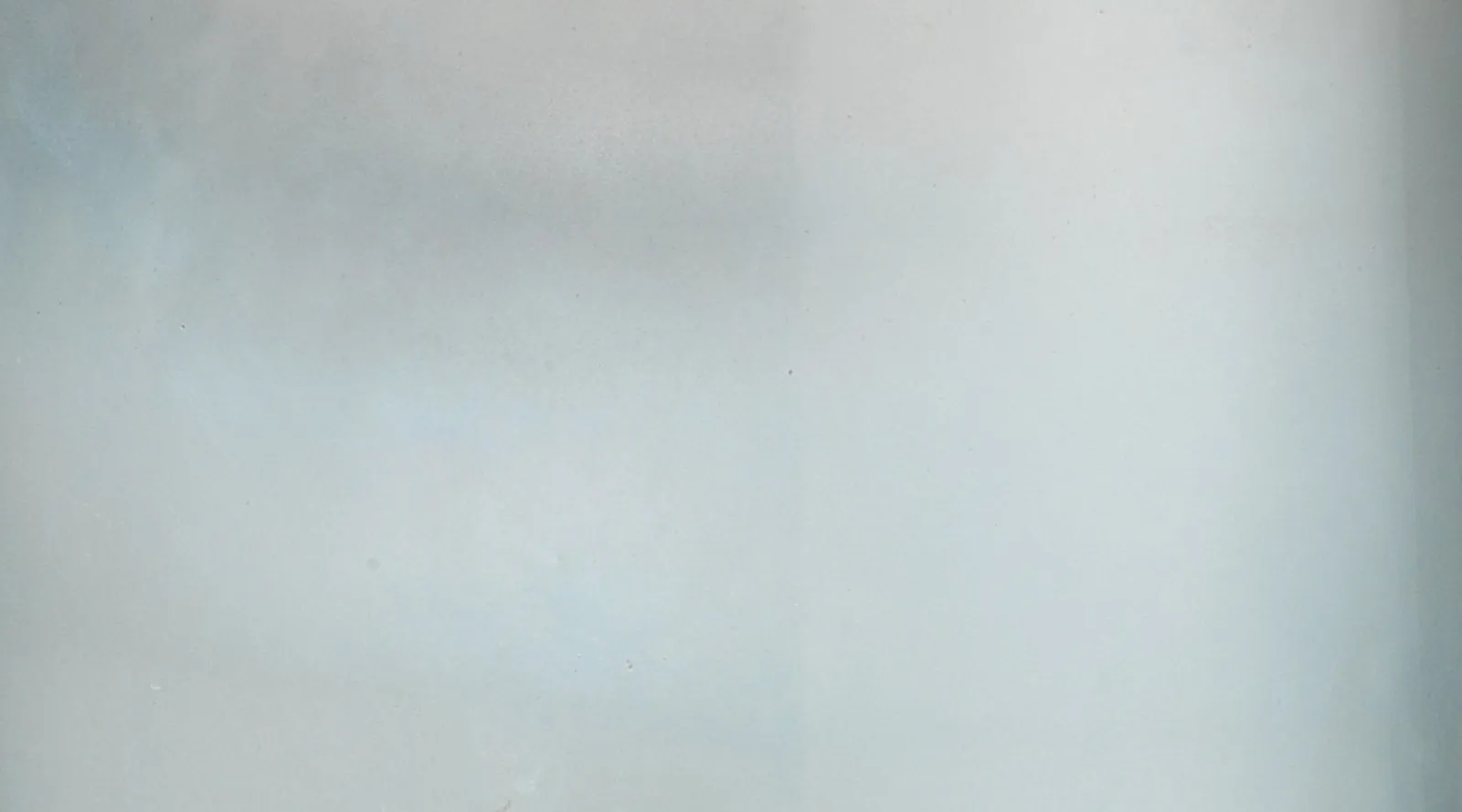 Vapor Vase Metallic Opal - Medium
